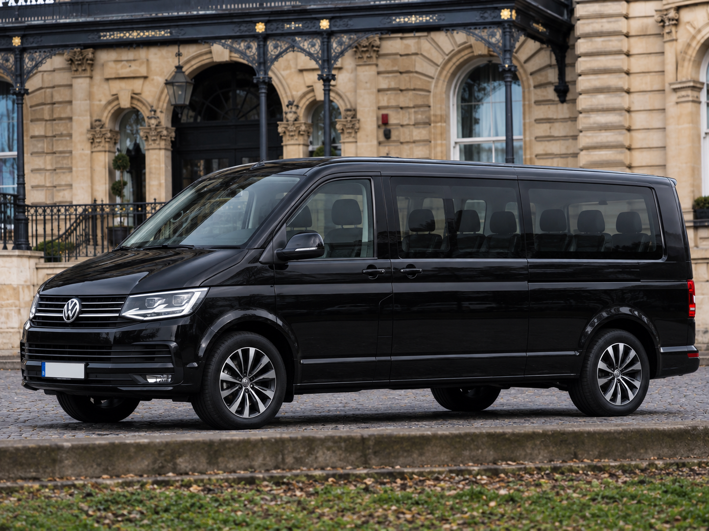 Volkswagen Transporter 8-seater