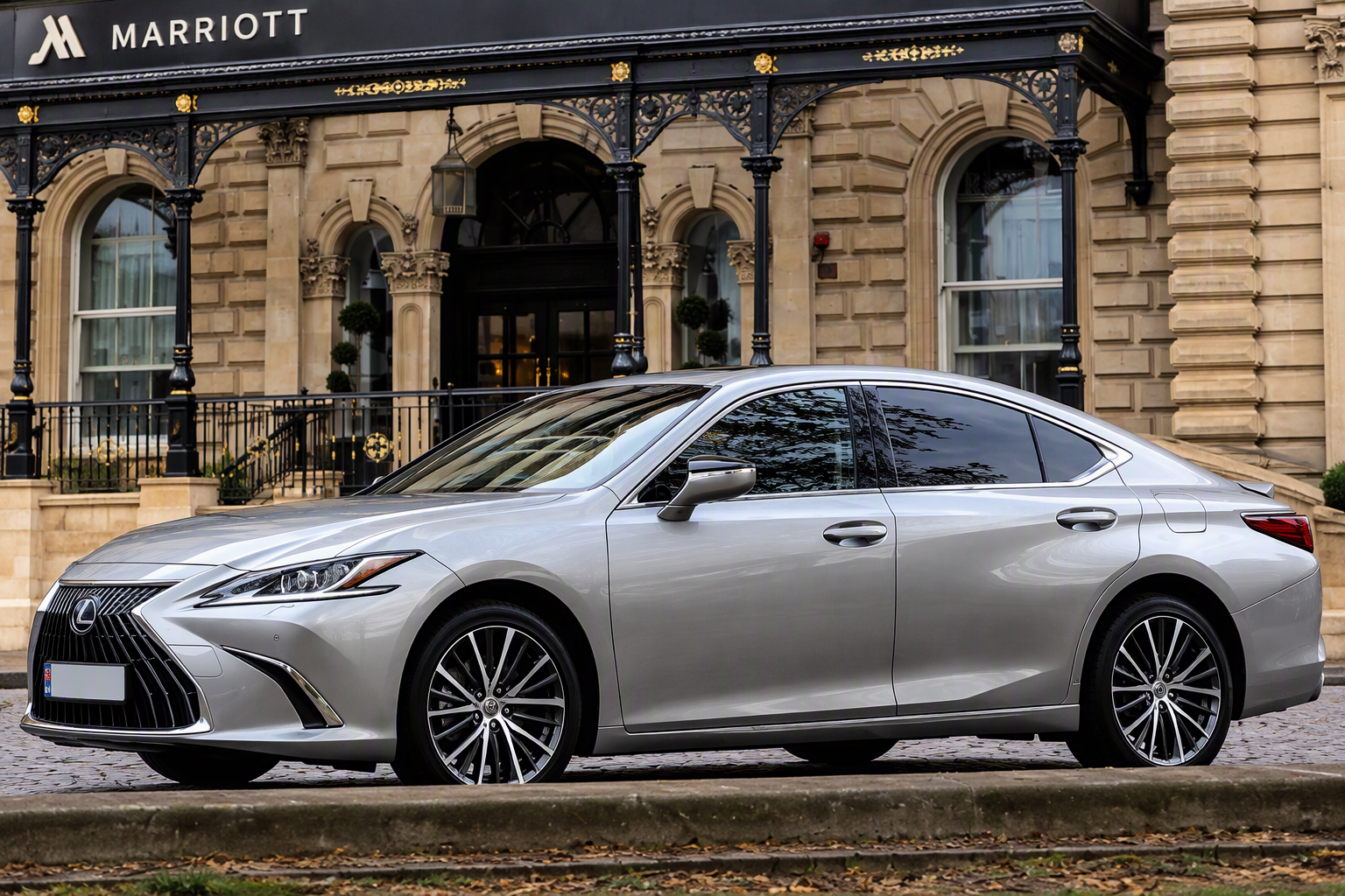 Lexus ES 300h executive saloon